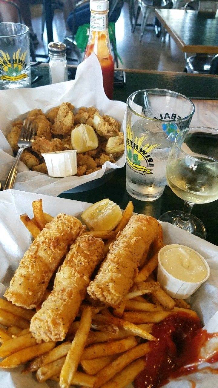 Lengthwise | restaurant | 9000 Ming Ave, Bakersfield, CA 93311, USA | 6616652537 OR +1 661-665-2537