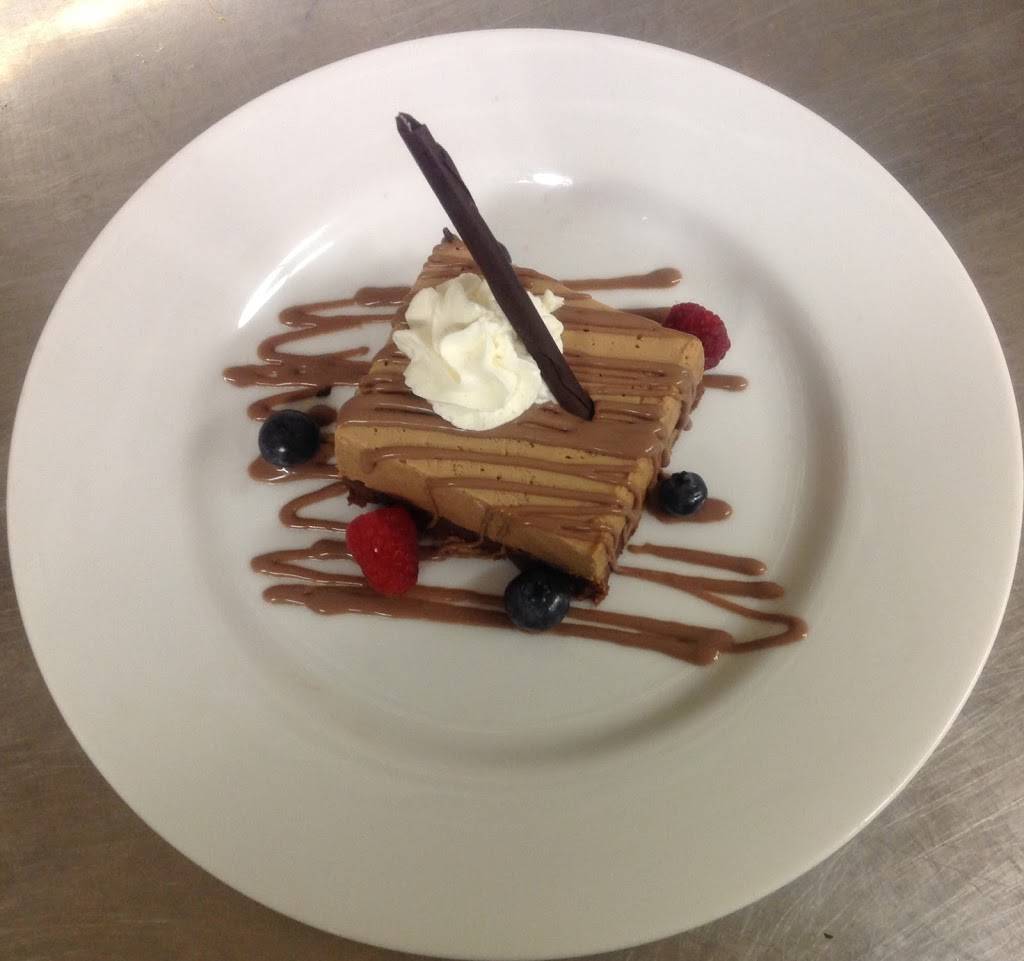 Moonstruck | restaurant | 7955 Oxford Ave, Philadelphia, PA 19111, USA | 2157256000 OR +1 215-725-6000