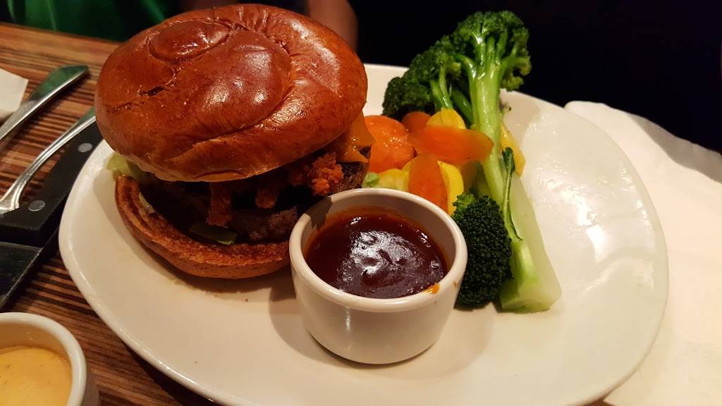 Outback Steakhouse | restaurant | 4420 Long Gate Pkwy, Ellicott City, MD 21043, USA | 4104800472 OR +1 410-480-0472