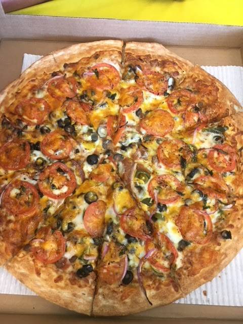 Pizza World Farmville | restaurant | 237 Sunchase Blvd, Farmville, VA 23901, USA | 4343911000 OR +1 434-391-1000