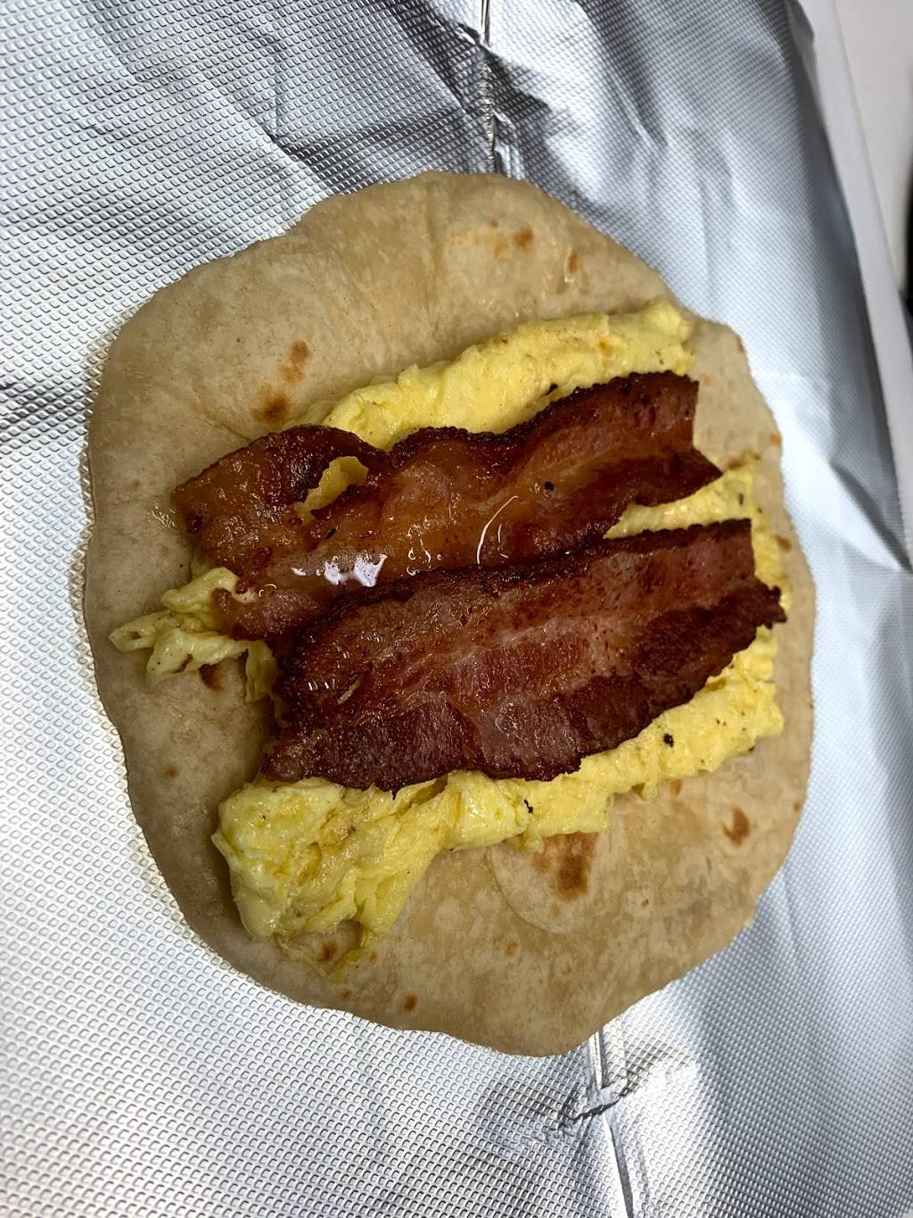 Nacho’s Tacos | restaurant | 934 E Henderson Ave, Tampa, FL 33605, USA | 8134987524 OR +1 813-498-7524