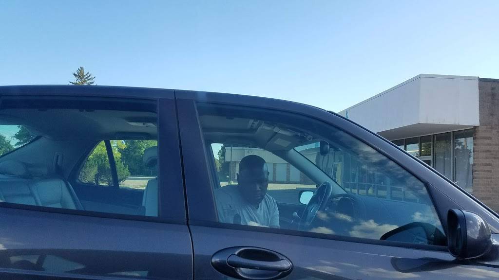 Long John Silvers | restaurant | 2520 Romig Rd, Akron, OH 44320, USA | 3307458905 OR +1 330-745-8905