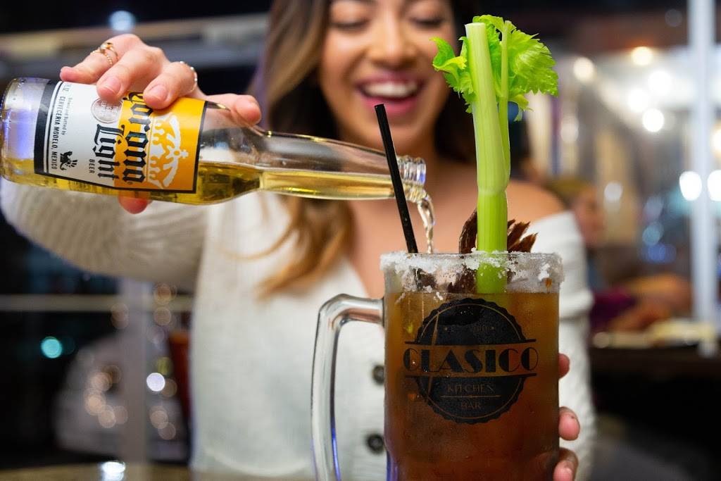 Clasico Kitchen Bar | restaurant | 7510 Remcon Cir #3513, El Paso, TX 79912, USA | 9153037637 OR +1 915-303-7637