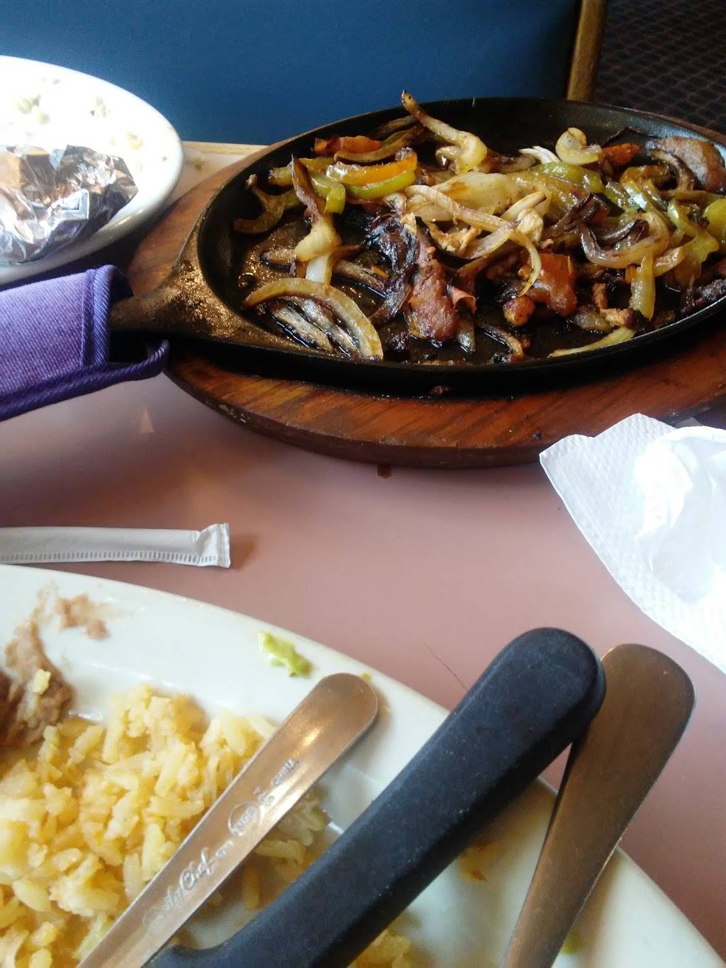 Fiesta Mexicana | restaurant | 206 S Timberland Dr, Lufkin, TX 75901, USA | 9366399504 OR +1 936-639-9504