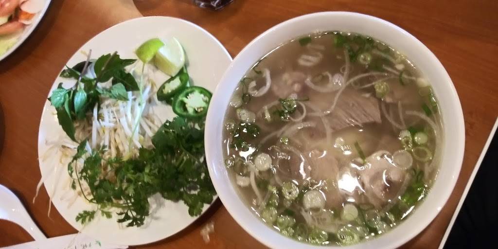 Pho Bar And Grill | restaurant | 750 Citadel Dr W #2256, Colorado Springs, CO 80909, USA | 7195747179 OR +1 719-574-7179