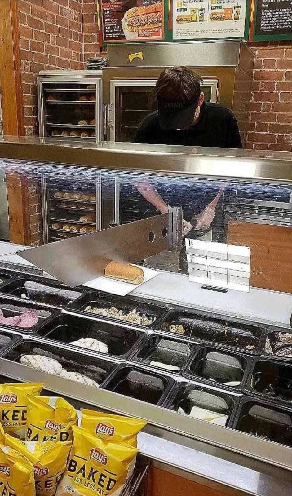 Subway Restaurants | restaurant | 15470 Andrews Dr, Denver, CO 80239, USA | 3033715958 OR +1 303-371-5958