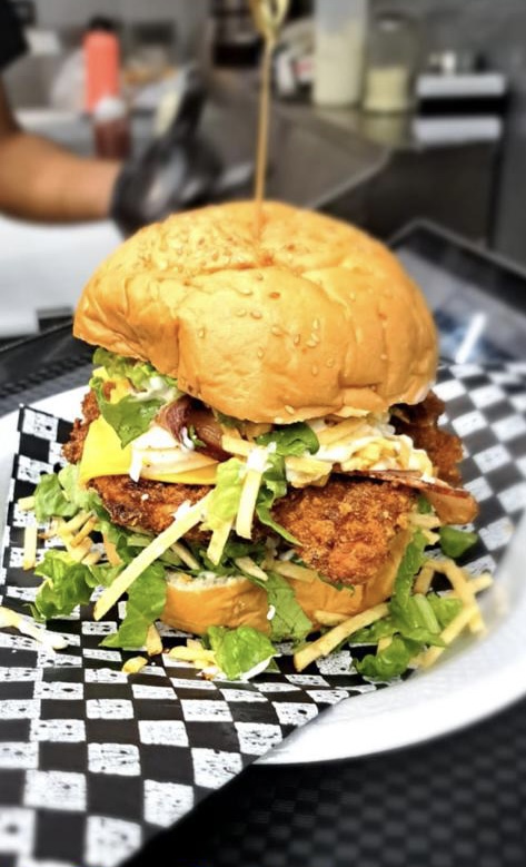 Epa burgers | restaurant | 3110 N Fry Rd, Katy, TX 77449, USA | 8322195432 OR +1 832-219-5432