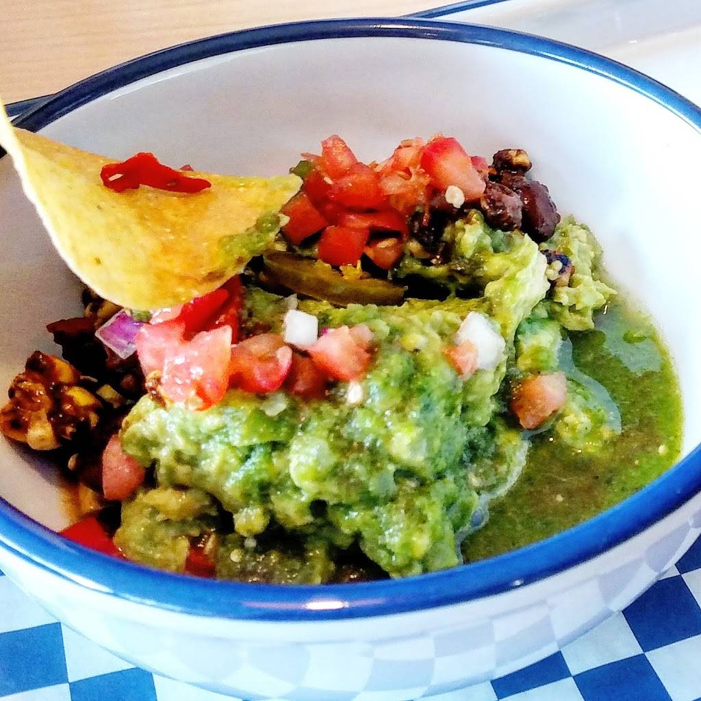 Longboards Taco and Tiki | restaurant | 302 Pearl St suite c, New Albany, IN 47150, USA | 8129247510 OR +1 812-924-7510