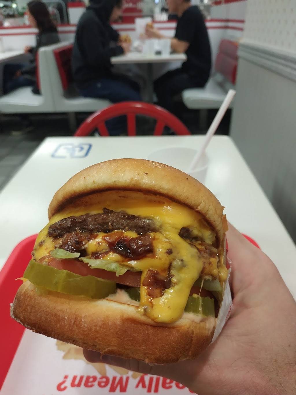 In-N-Out Burger | restaurant | 604 E El Camino Real, Sunnyvale, CA 94087, USA | 8007861000 OR +1 800-786-1000