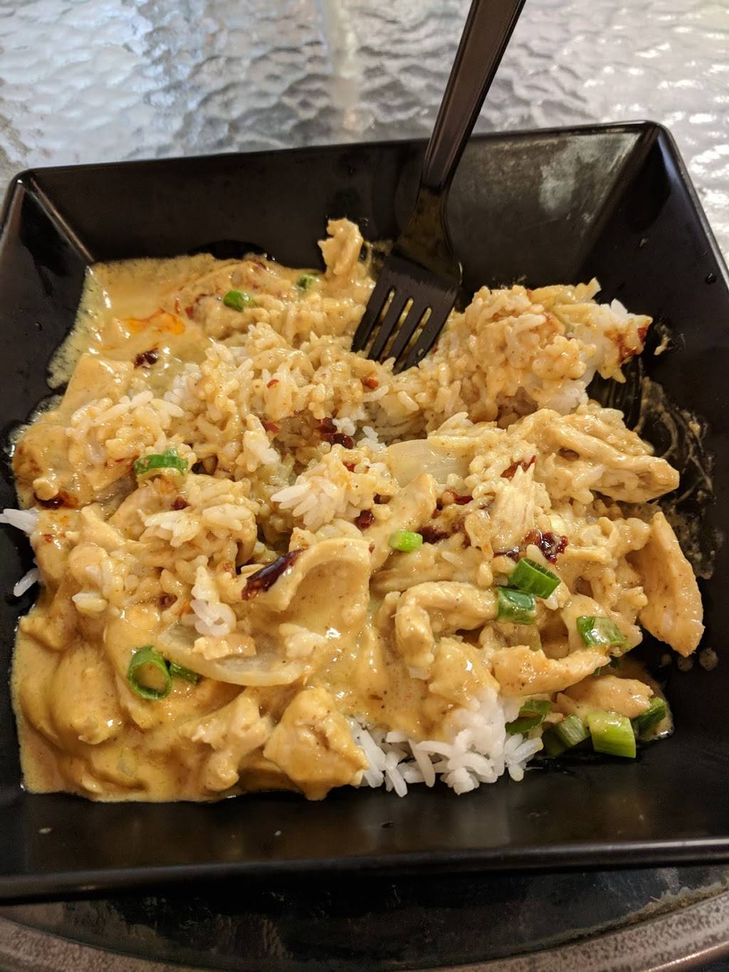 Noodle Head | restaurant | 880 E 13th Ave, Eugene, OR 97401, USA | 5417621970 OR +1 541-762-1970