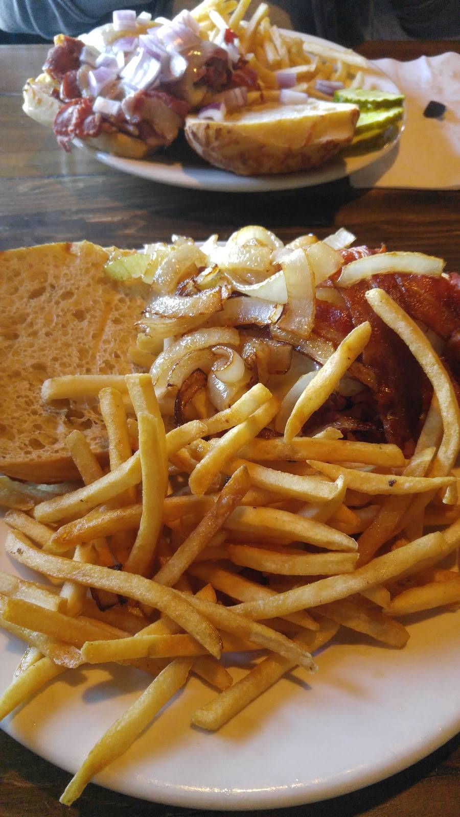 The Village Manor | restaurant | 427 Sprague St, Dedham, MA 02026, USA | 7814079191 OR +1 781-407-9191