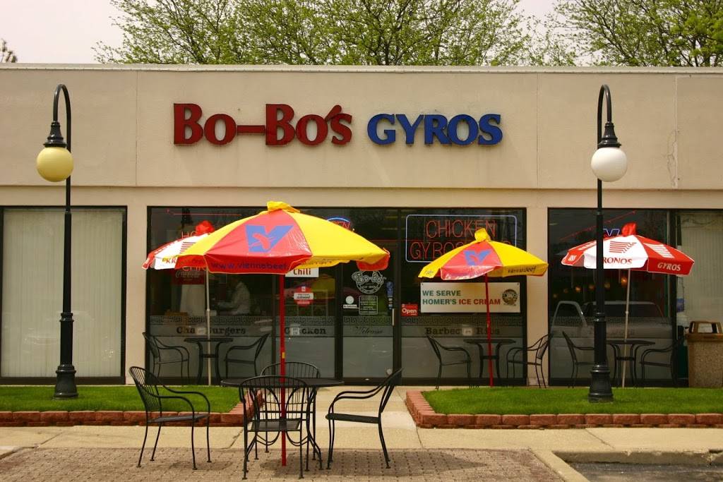 Bobos Gyros & Hot Dogs | restaurant | 20534 Milwaukee Ave, Deerfield, IL 60015, USA | 8473255490 OR +1 847-325-5490