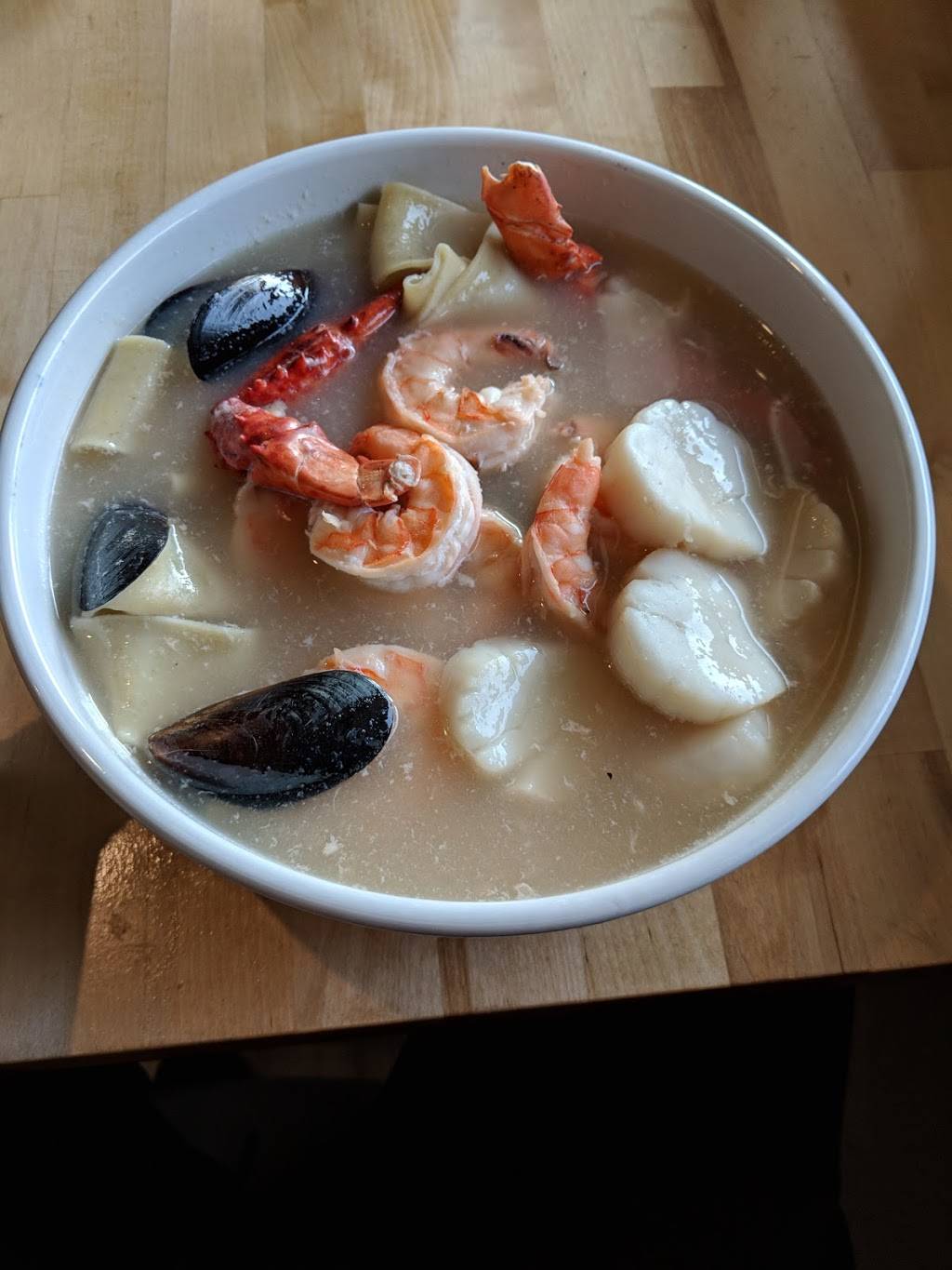 The Blue Door Pub | restaurant | 208 Ellis St, Kewaunee, WI 54216, USA | 9202554216 OR +1 920-255-4216