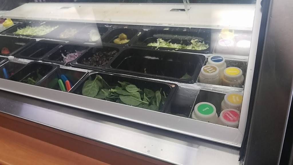 Subway Restaurants | restaurant | 7451 103rd St #15, Jacksonville, FL 32210, USA | 9047772525 OR +1 904-777-2525