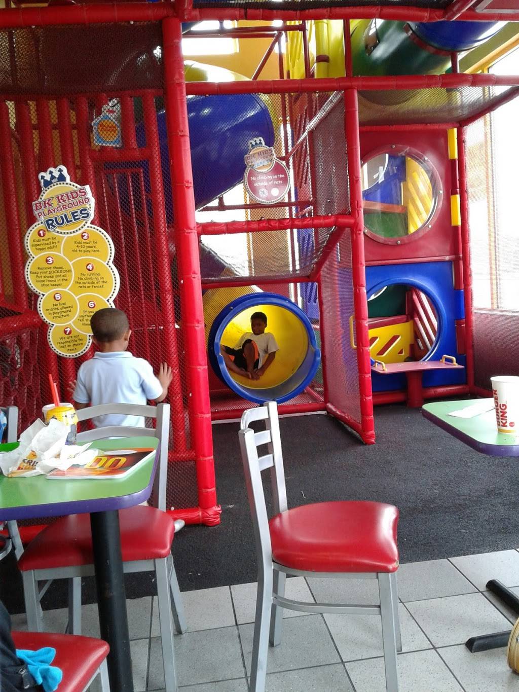 Burger King | restaurant | 2319 N Federal Hwy, Hollywood, FL 33020, USA | 9546632723 OR +1 954-663-2723