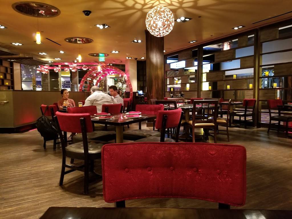 Fú | restaurant | 4455 Paradise Rd, Las Vegas, NV 89169, USA | 7025228188 OR +1 702-522-8188