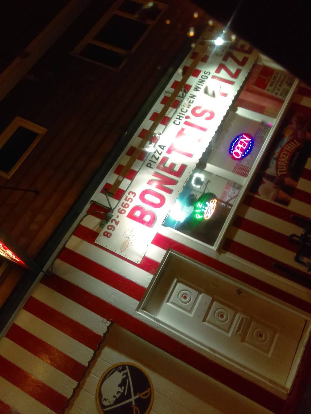 Bonettis Pizzeria | restaurant | 697 Walden Ave, Buffalo, NY 14211, USA | 7168926653 OR +1 716-892-6653