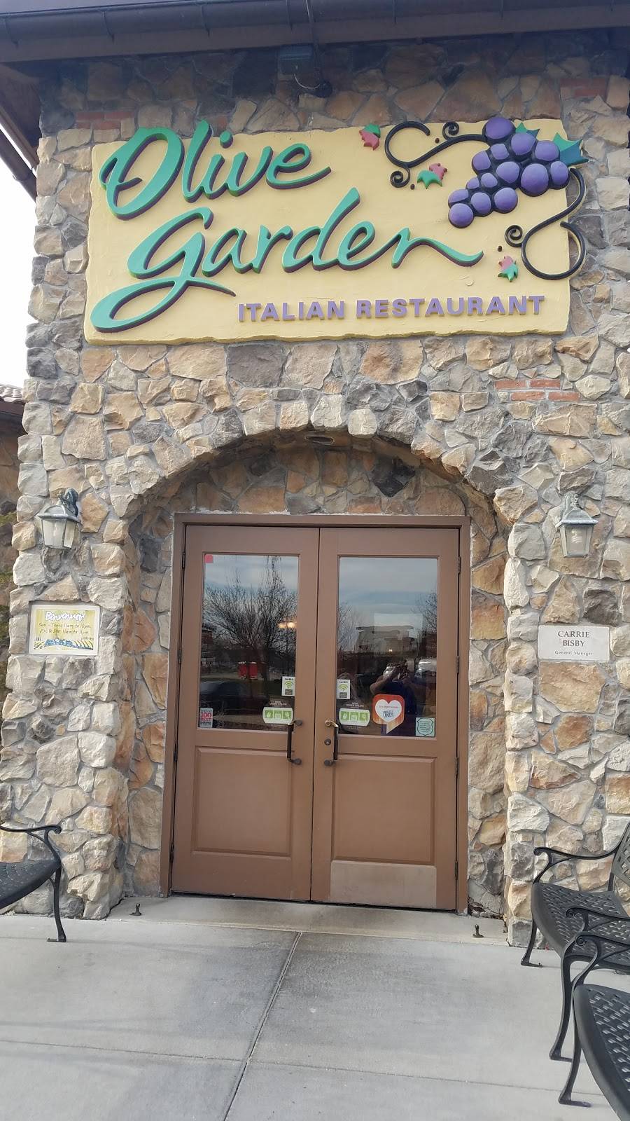 Olive Garden Italian Restaurant | meal takeaway | 930 25th Ave, Coralville, IA 52241, USA | 3193399100 OR +1 319-339-9100