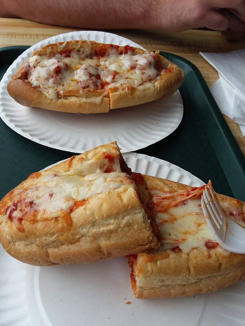 Alexias Pizza | restaurant | 93 Main St, Belfast, ME 04915, USA | 2073389676 OR +1 207-338-9676