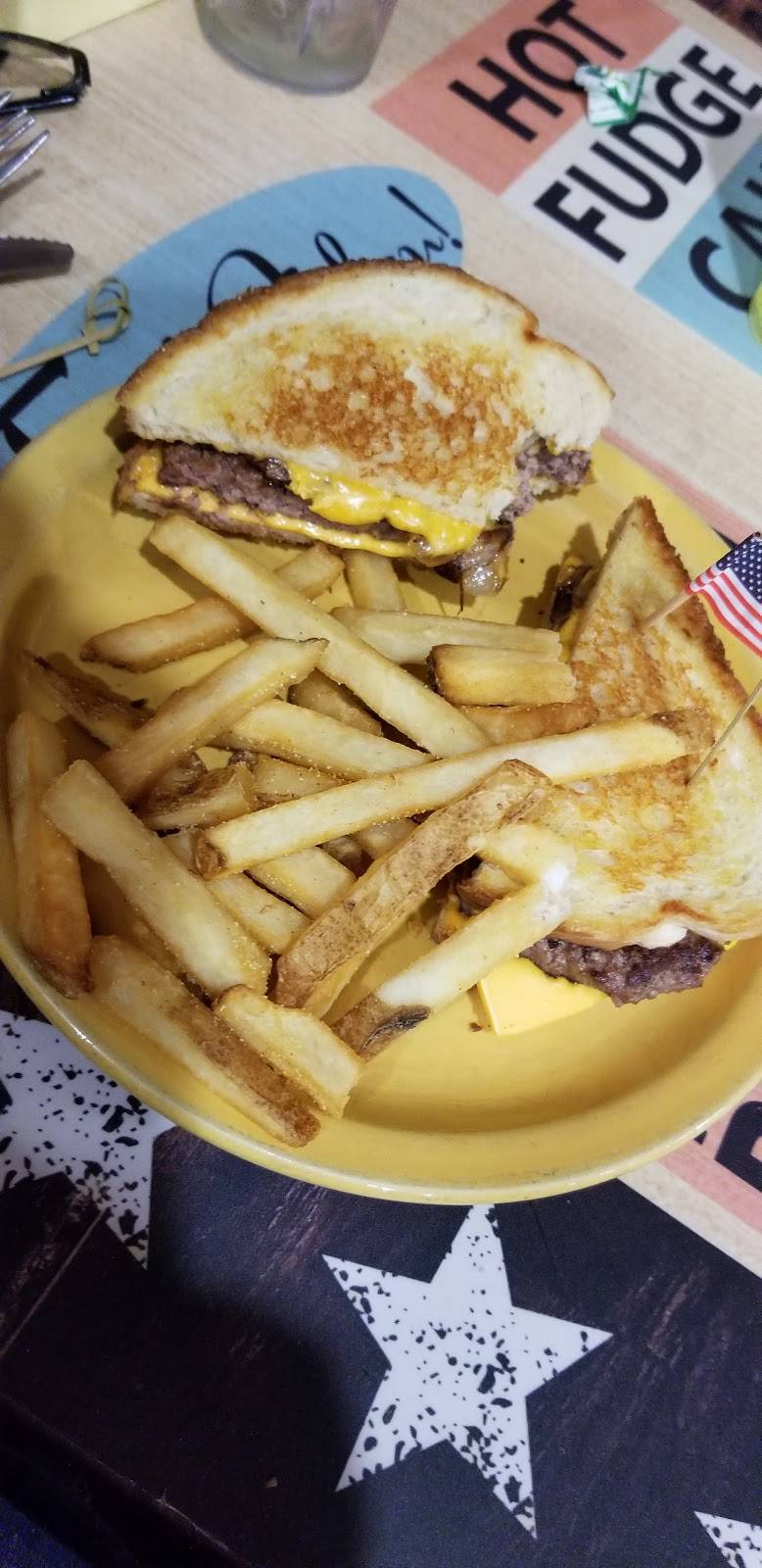 Shoneys | meal takeaway | 2120 N Roan St, Johnson City, TN 37601, USA | 4232822371 OR +1 423-282-2371