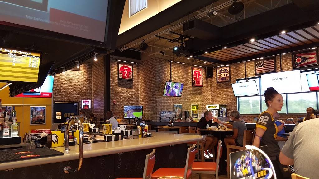 Buffalo Wild Wings | restaurant | 3660 Stone Creek Blvd, Cincinnati, OH 45251, USA | 5132451457 OR +1 513-245-1457