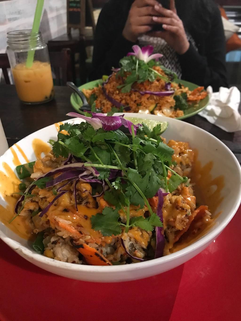 Nitallys Thai-Mex Express | restaurant | 6800 Gulfport Blvd S Suite #111, South Pasadena, FL 33707, USA | 7272893695 OR +1 727-289-3695