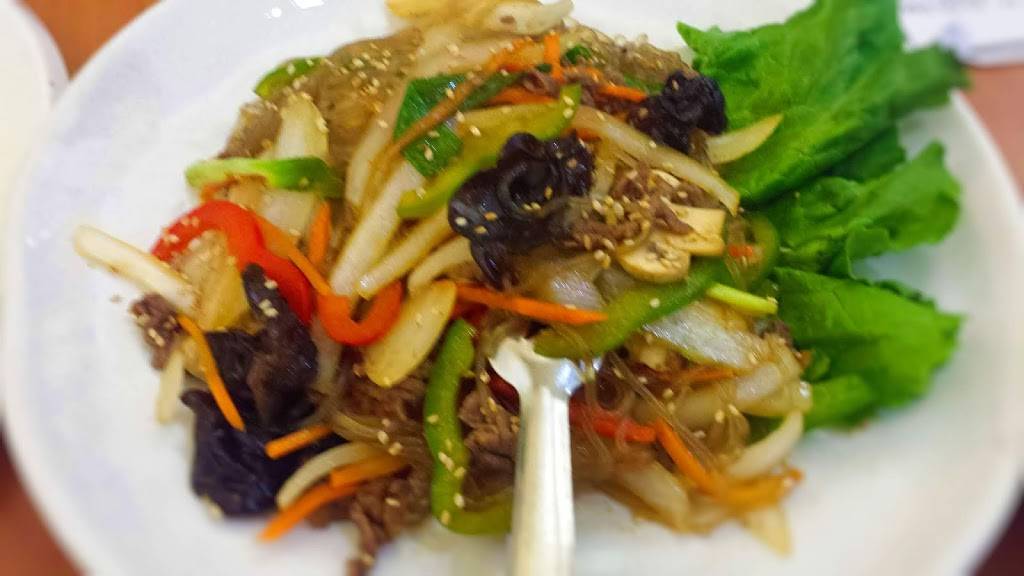 Insadong Restaurant | restaurant | 4941 Dundas St W, Etobicoke, ON M9A 1B6, Canada | 4167460777 OR +1 416-746-0777