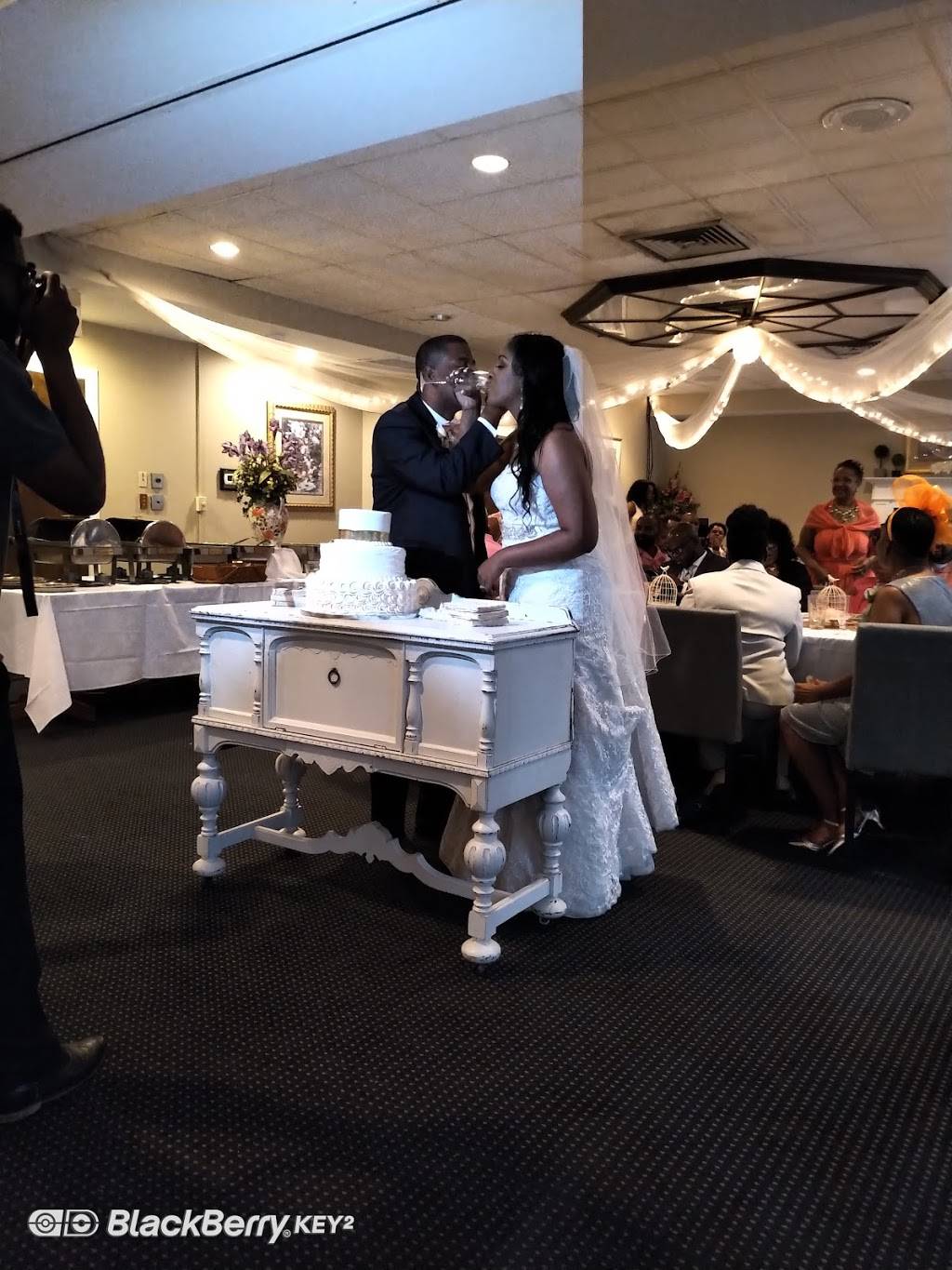 Spring House Dining | restaurant | 9789 Richmond Hwy, Lynchburg, VA 24504, USA | 4349932475 OR +1 434-993-2475