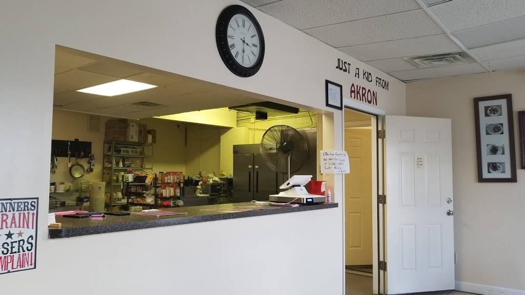 Nephews | restaurant | 1675 Diagonal Rd, Akron, OH 44320, USA | 2347062809 OR +1 234-706-2809