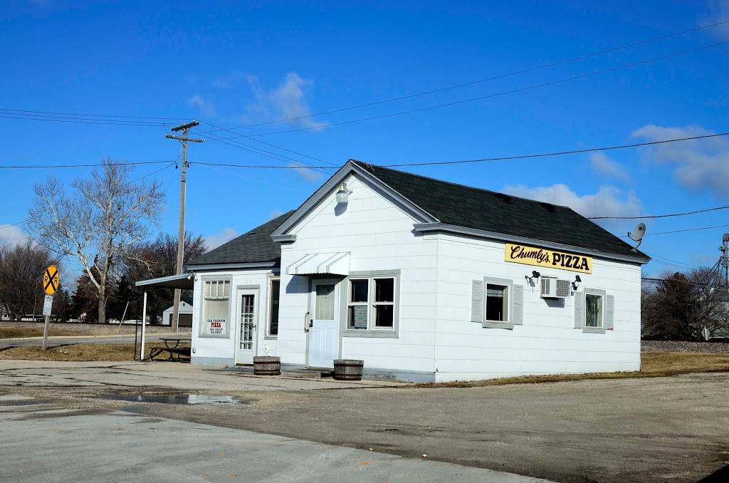 Chumlys Pizza | restaurant | 312 W Comanche Ave, Shabbona, IL 60550, USA | 8158242754 OR +1 815-824-2754