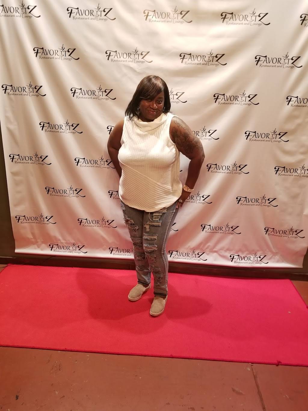 Favoritz Restaurant and Lounge | restaurant | 6501 S Cooper St Ste 101, Arlington, TX 76001, USA | 6824085137 OR +1 682-408-5137