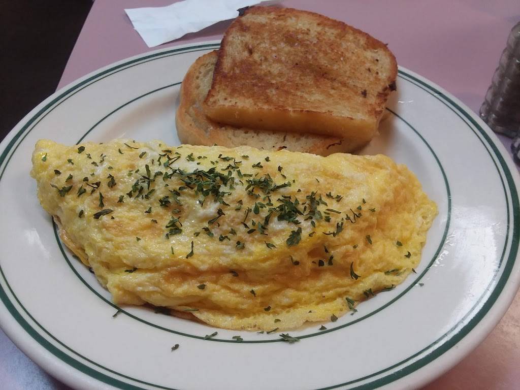 Crystal Cafe | cafe | 402 Market St, Parkersburg, WV 26101, USA | 3044285680 OR +1 304-428-5680