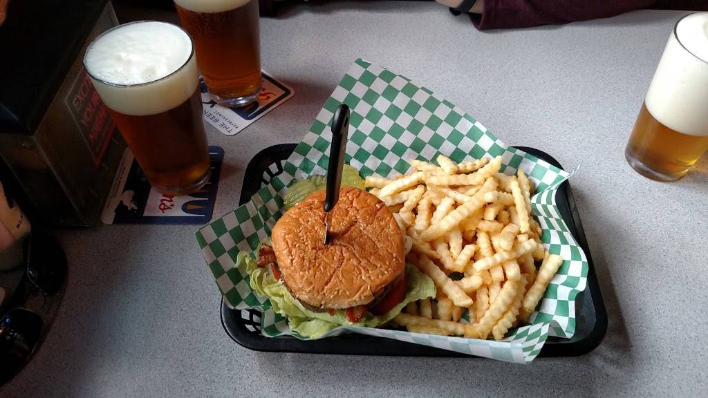 Rock Garden Tavern | restaurant | 17930 S Clackamas River Dr, Oregon City, OR 97045, USA | 5036312697 OR +1 503-631-2697