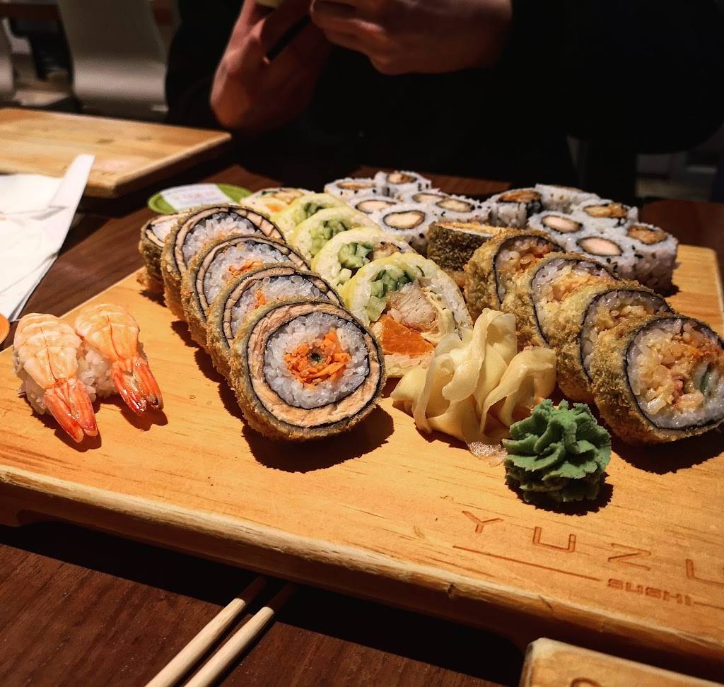 Yuzu sushi | meal takeaway | 6300 Boulevard de lOrmière, Québec, QC G1P 1K7, Canada | 4188711114 OR +1 418-871-1114