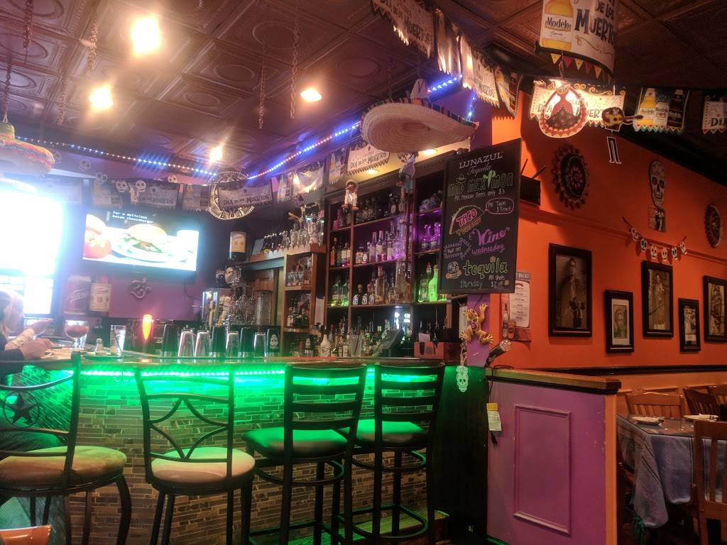 Mariachis Tequileria & Restaurant | restaurant | 9428 Battle St, Manassas, VA 20110, USA | 7033696022 OR +1 703-369-6022