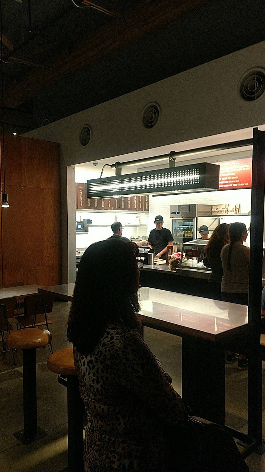 Chipotle Mexican Grill | restaurant | 366 N 12th Ave Ste 113, Hanford, CA 93230, USA | 5595822021 OR +1 559-582-2021