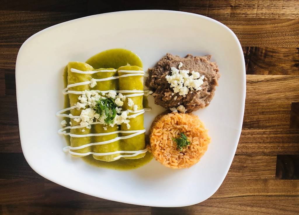 Los Molcajetes | restaurant | 2306 S Buckner Blvd, Dallas, TX 75227, USA | 4696978170 OR +1 469-697-8170