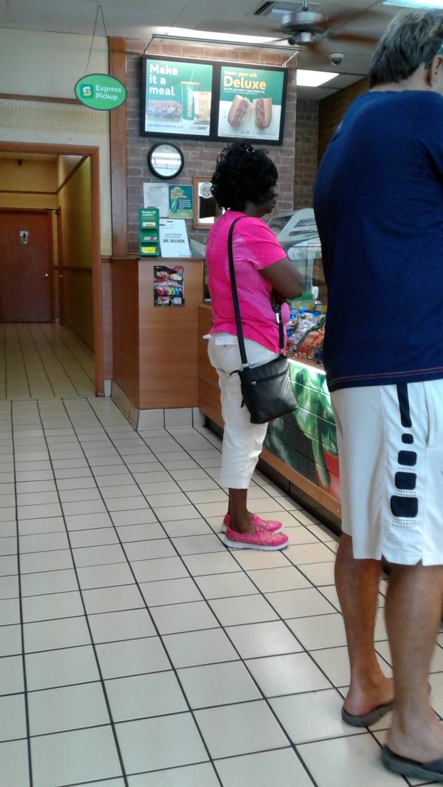 Subway Restaurants | restaurant | 437 East Atlantic Blvd, Waverly Plaza #5, Pompano Beach, FL 33060, USA | 9549435333 OR +1 954-943-5333