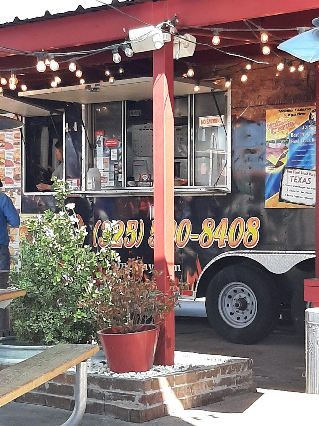 Lonestar Cheeseburger Co LLC | restaurant | 333 W Beauregard Ave, San Angelo, TX 76903, USA | 3255008408 OR +1 325-500-8408