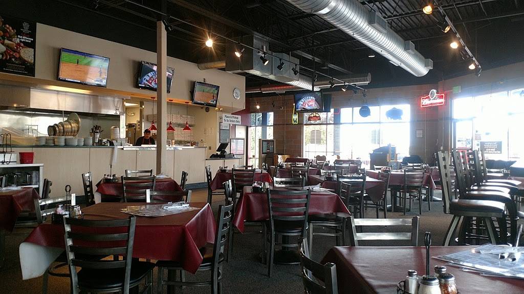 Lil Riccis | restaurant | 16950 W Colfax Ave, Golden, CO 80401, USA | 3032151618 OR +1 303-215-1618