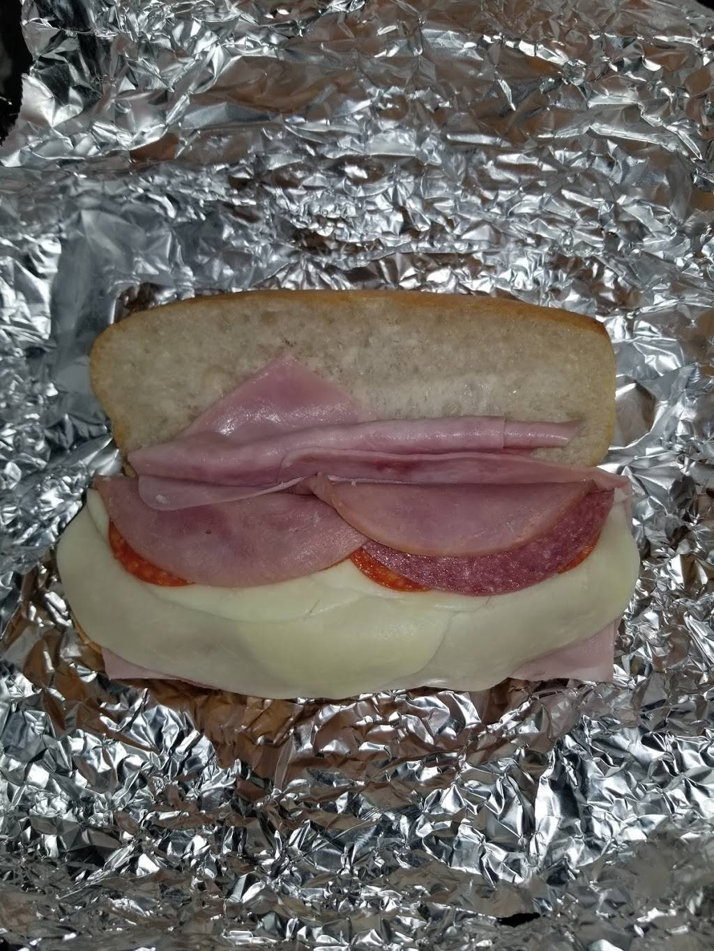 Johnny & Rudes Pizza & Grill | restaurant | 6115 York Rd unit 6, New Oxford, PA 17350, USA | 7176887250 OR +1 717-688-7250