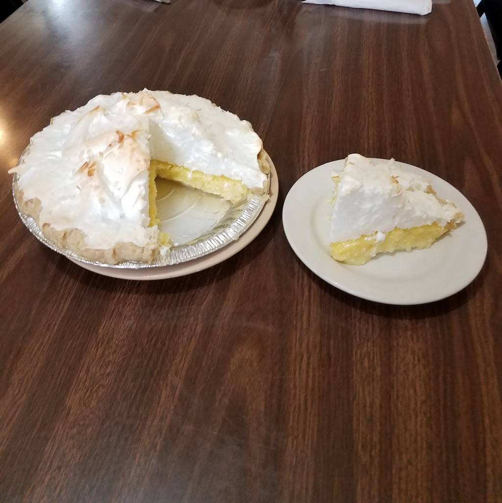 Millcreek Restaurant | restaurant | 11489 E Clarksville Rd, Marshall, IL 62441, USA | 2178892211 OR +1 217-889-2211