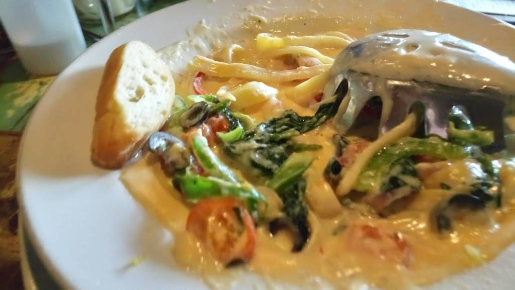 QUATTRO pizza shop | restaurant | Paseo Playas de Tijuana 1328, Playas, Jardines Playas de Tijuana, Tijuana, B.C., Mexico | 016642081822 OR +52 664 208 1822