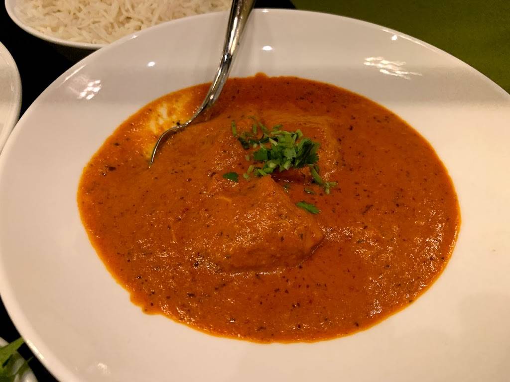 Commonwealth Indian Restaurant | night club | 11610 Old Georgetown Rd, Rockville, MD 20852, USA | 2408333055 OR +1 240-833-3055