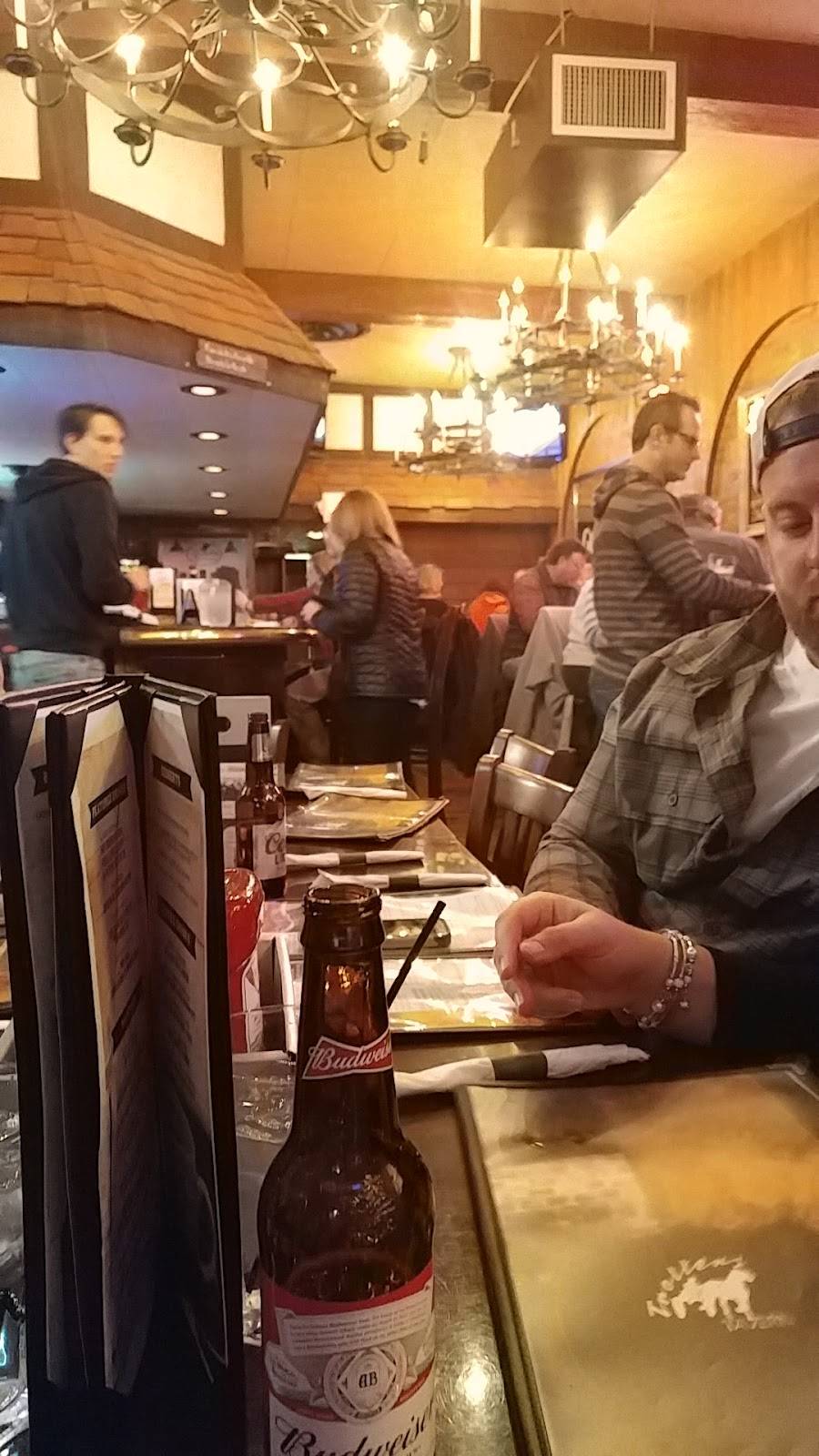 Trotters Tavern | restaurant | 119 N Main St, Bowling Green, OH 43402, USA | 4193525895 OR +1 419-352-5895