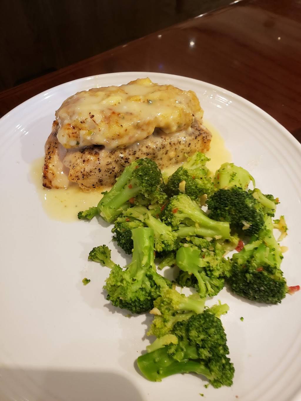 Carrabbas Italian Grill | restaurant | 1999 N Congress Ave, Boynton Beach, FL 33426, USA | 5617345152 OR +1 561-734-5152