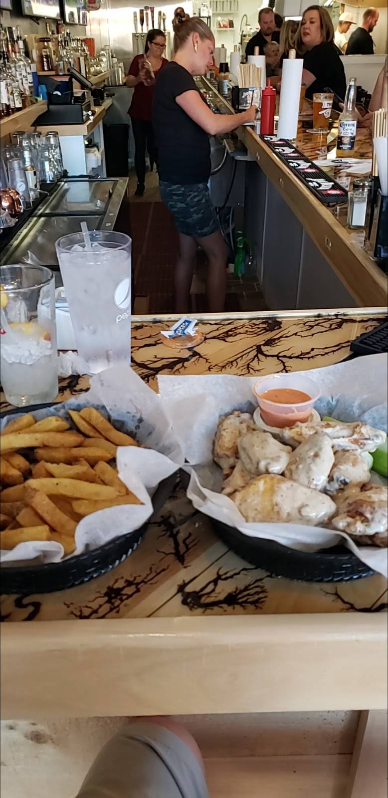 Wing-Itz | restaurant | 96 Main St, Newmarket, NH 03857, USA | 6032000283 OR +1 603-200-0283