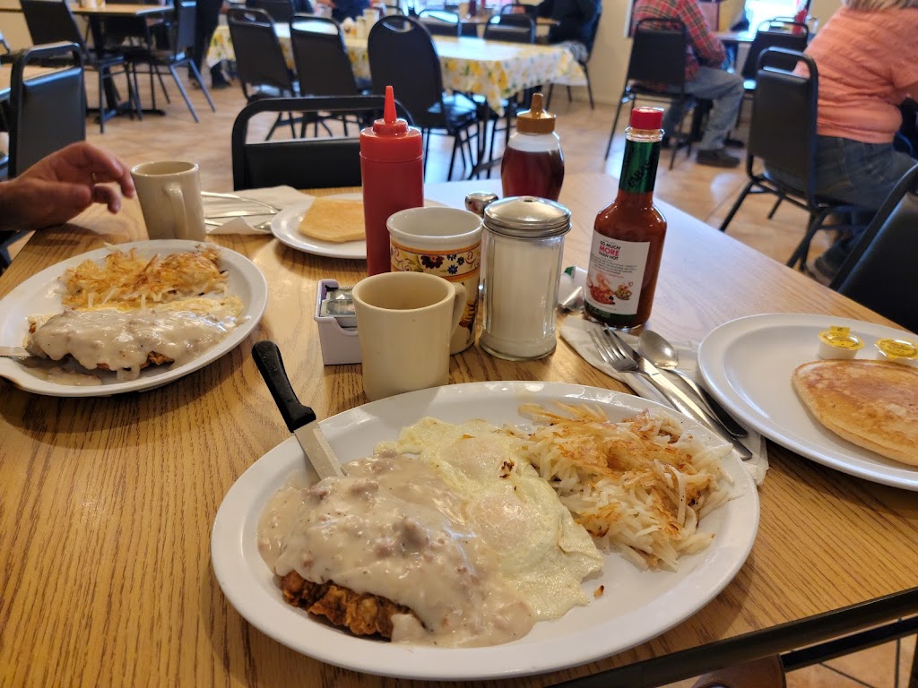 Hen house cafe | restaurant | 53 E Palmer Lake Dr, Pueblo West, CO 81007, USA | 7196471048 OR +1 719-647-1048