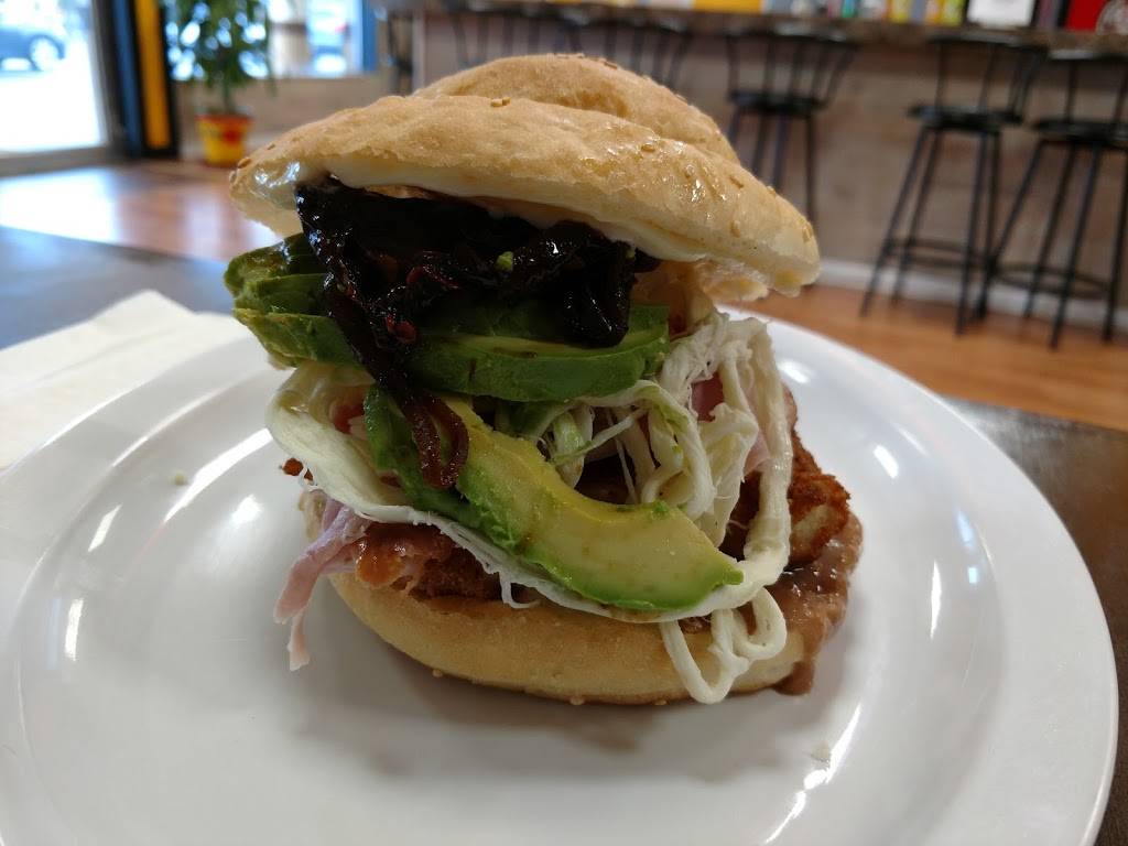 Dos sabores | restaurant | 6042 Huntley Rd, Columbus, OH 43229, USA | 6147810713 OR +1 614-781-0713