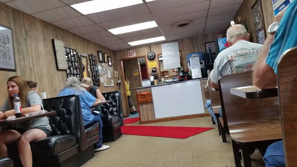 Fayes Cafe | restaurant | 107 S Union St, Gainesboro, TN 38562, USA | 9312684880 OR +1 931-268-4880